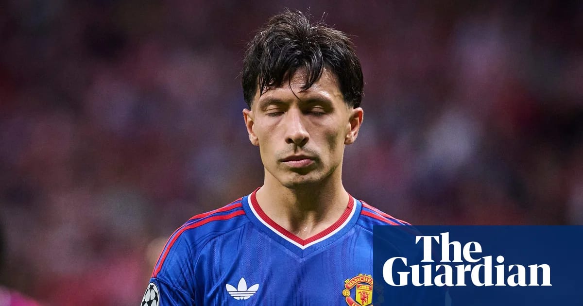 Лисандро Мартинес критикува управлението на Манчестър Юнайтед след 2-0 загуба в Атлетико Мадрид